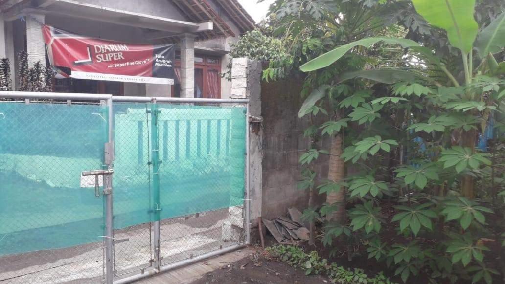 De Ikut Bojo Homestay Magelang Bagian luar foto