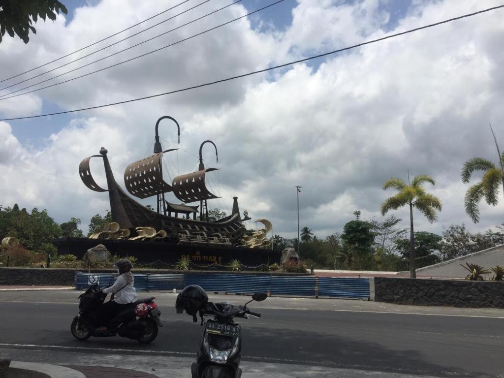 De Ikut Bojo Homestay Magelang Ruang foto